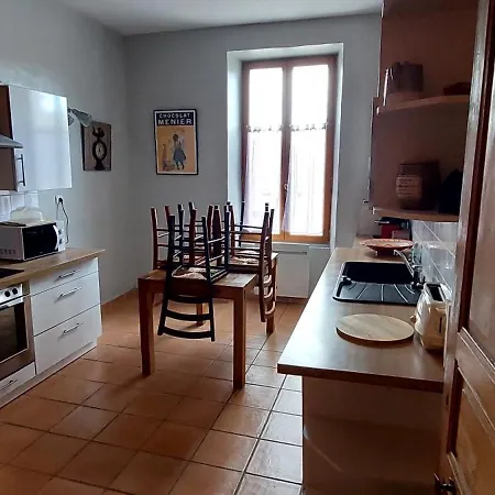 Charming Apartment, 3 Bedrooms, Large Terrace *